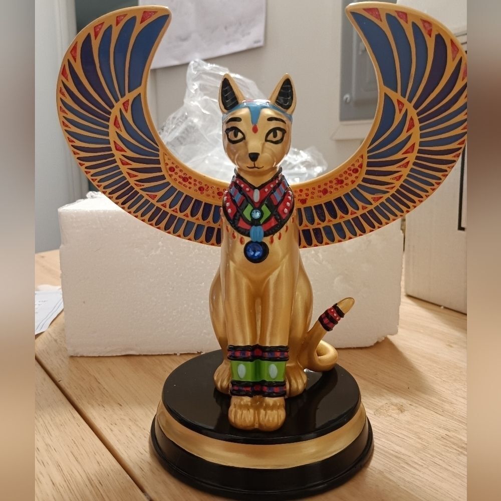 Egyptian Feline Of The Night Hamilton Collection